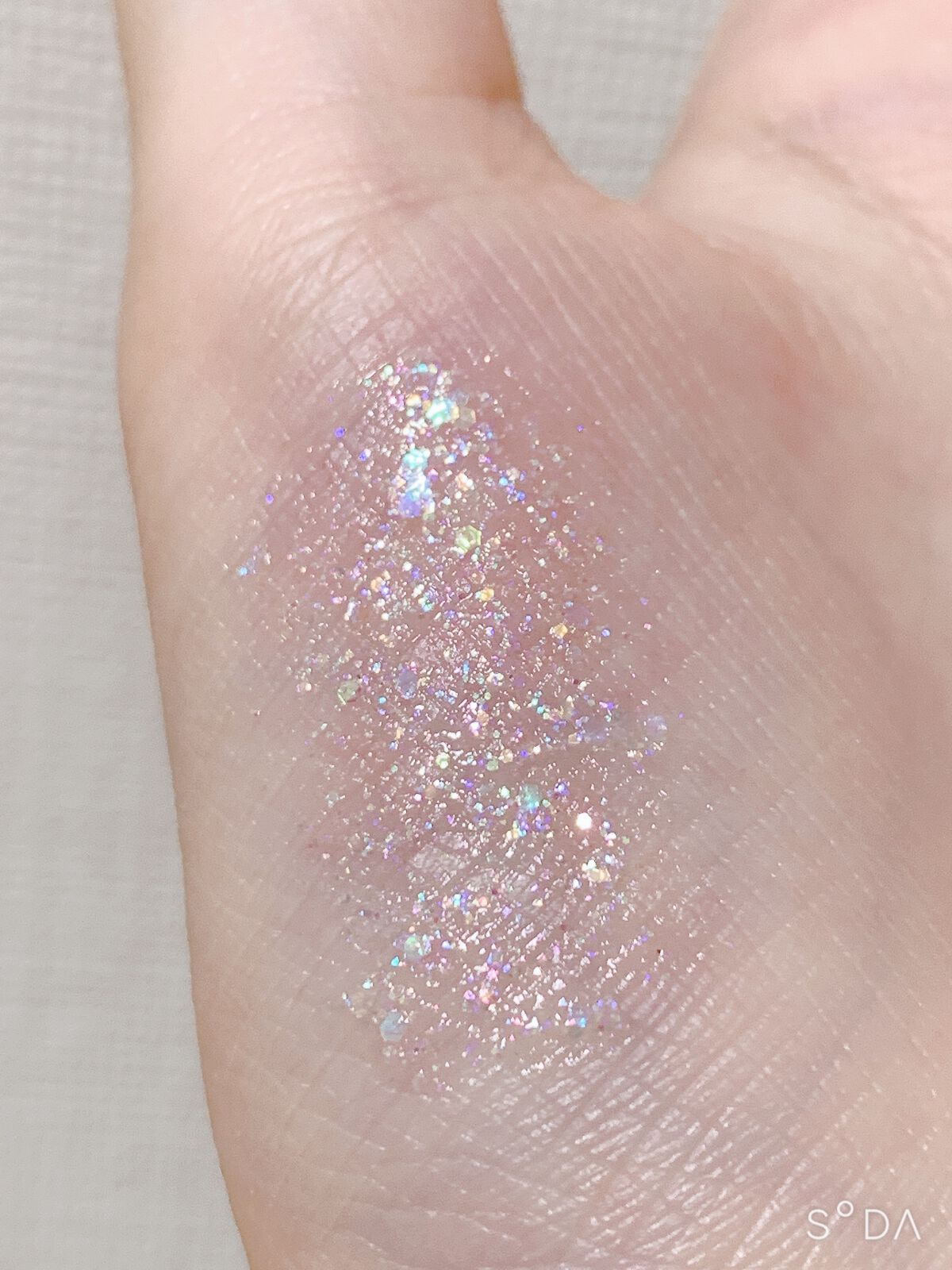 シュガー トゥインクル リキッド グリッター/PERIPERA/グリッターを使ったクチコミ(3枚目)