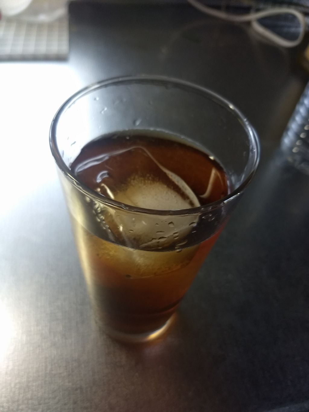 かっちゃん『Use up』党 on LIPS 「☆今日は暑いです〜(*>_<*)ノ☆今朝は起床早かった…4時半..」(1枚目)