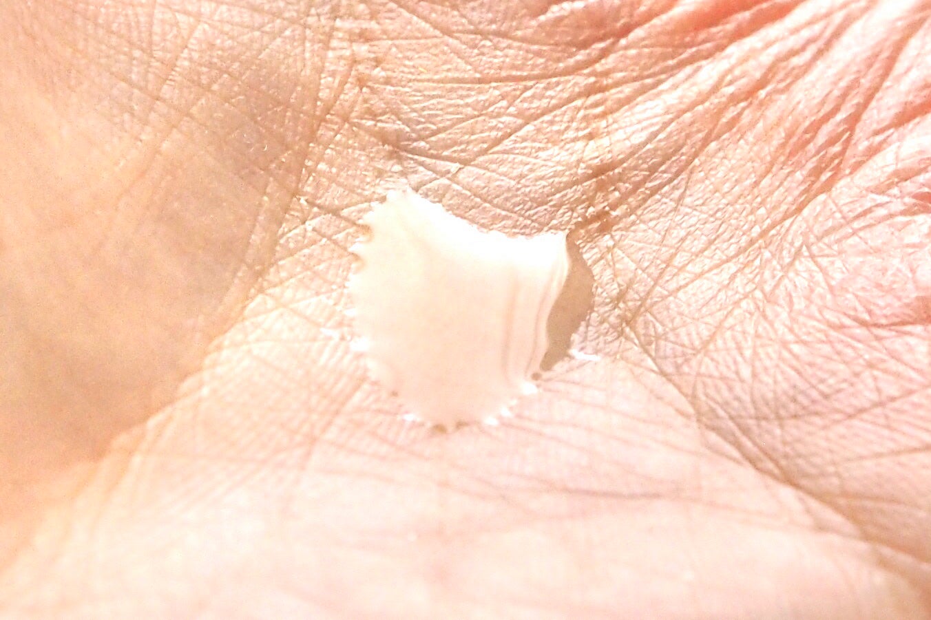 グリーンタンジェリンビタC27ダークスポットケアアンプル/goodal/美容液を使ったクチコミ(4枚目)