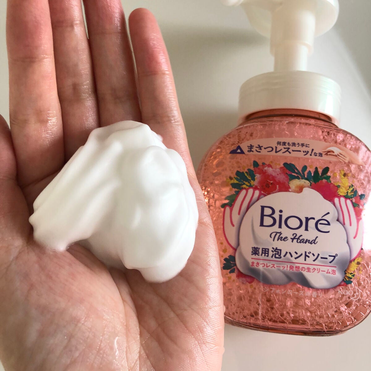 ビオレ ザ ハンド 泡ハンドソープ シフォンローズの香り/ビオレ/ハンドソープを使ったクチコミ(3枚目)