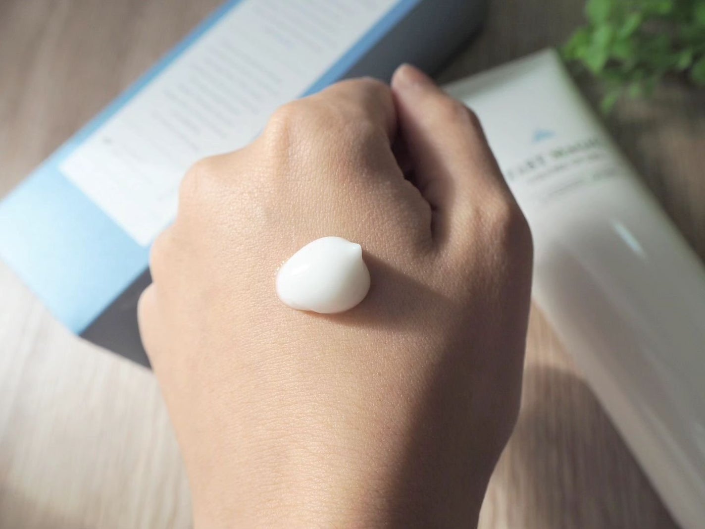 ファストマジック ボリュームアップジェル/médelle/バスト・ヒップケアを使ったクチコミ(3枚目)