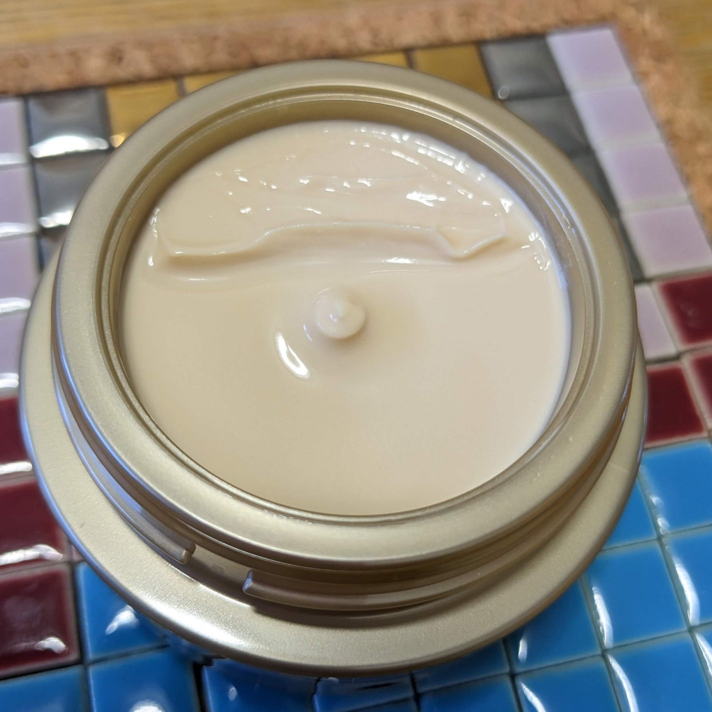 タプリス プエラフィカ エマルション/ドクターベルツ/フェイスクリームを使ったクチコミ(3枚目)