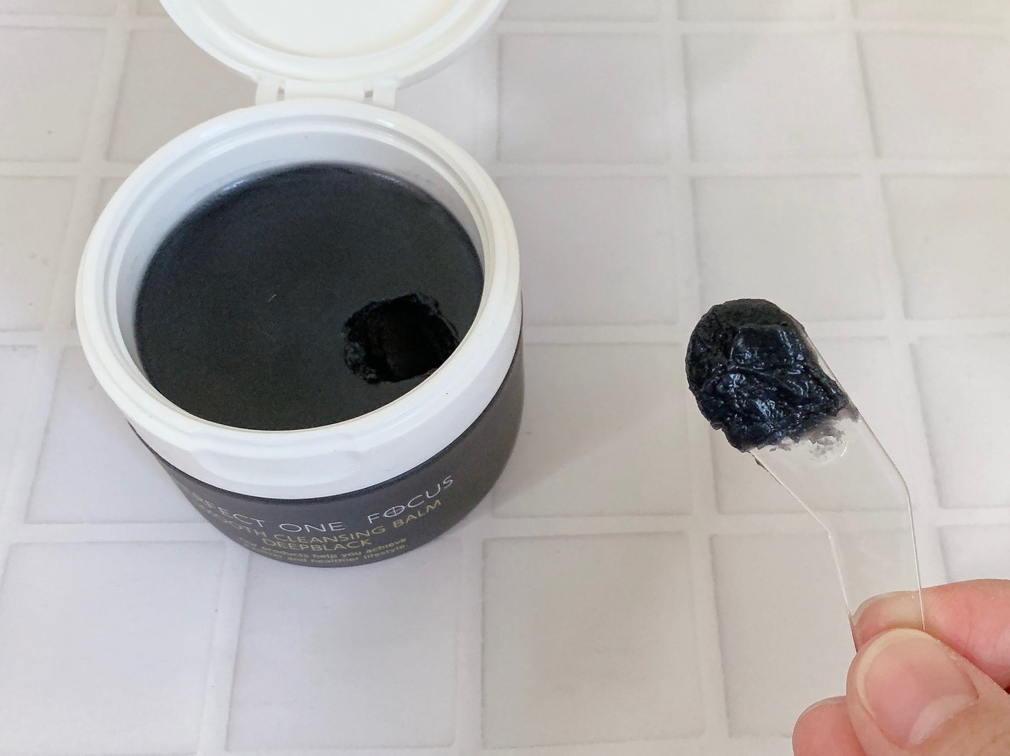 パーフェクトワンフォーカス スムースクレンジングバーム ディープブラック/PERFECT ONE FOCUS/クレンジングバームを使ったクチコミ(4枚目)