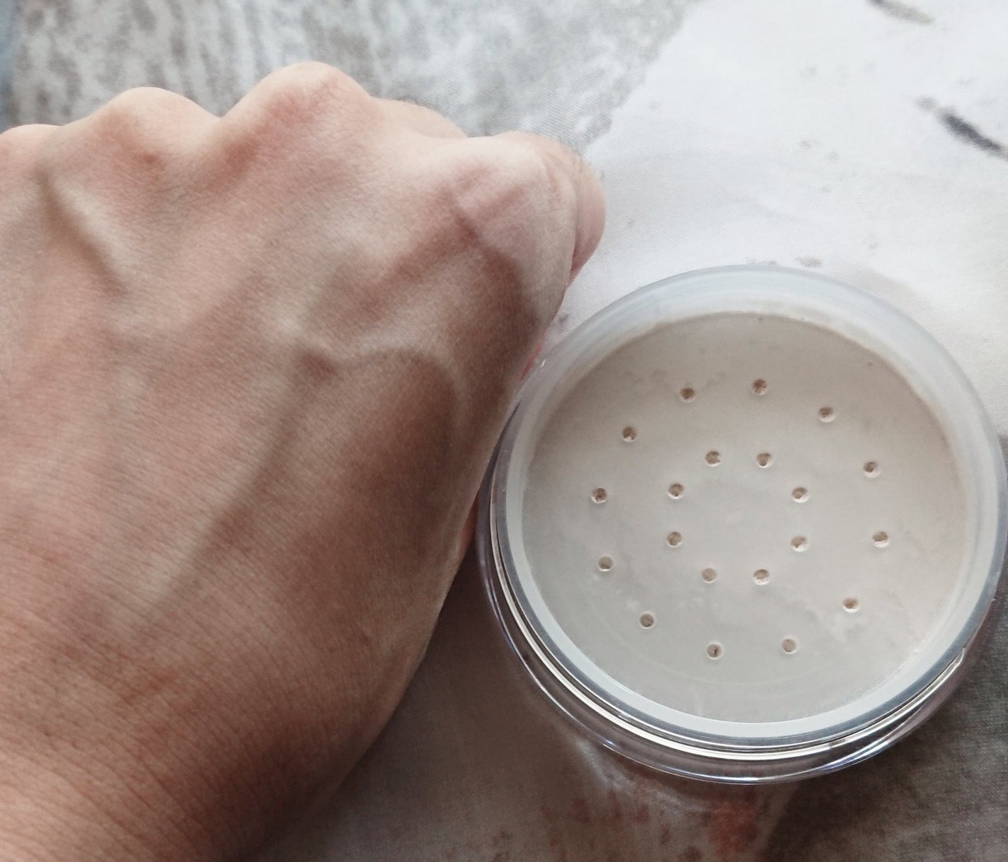 フェイスパウダー/NULL/ルースパウダーを使ったクチコミ(5枚目)