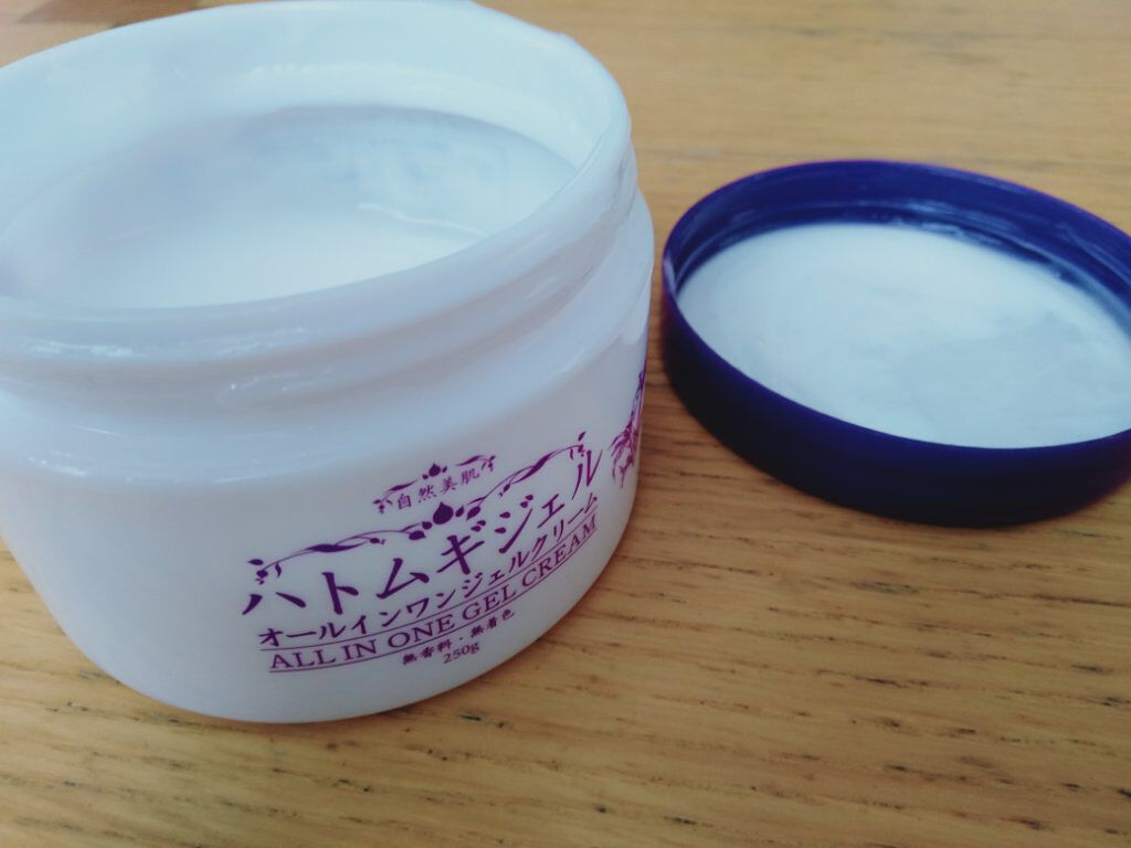 ハトムギ保湿ジェル(ナチュリエ スキンコンディショニングジェル)/ナチュリエ/美容液を使ったクチコミ（1枚目）