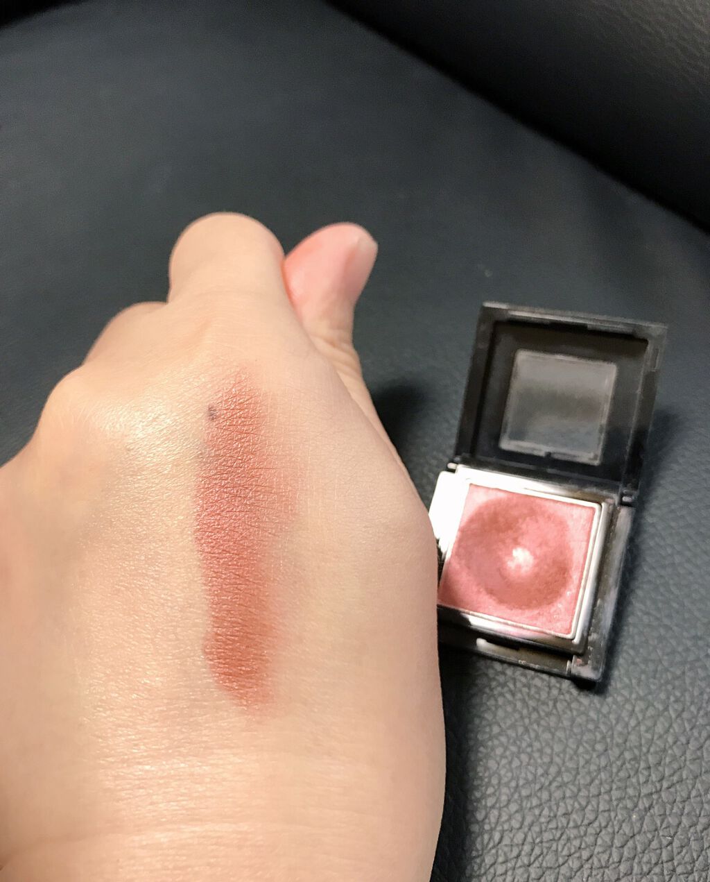 ヴィセ アヴァン シングルアイカラー/Visée/単色アイシャドウを使ったクチコミ(3枚目)