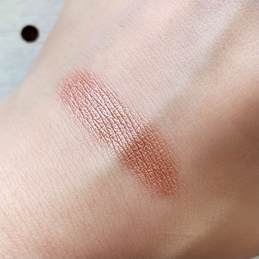 プリズム エアー シャドウ/CLIO/単色アイシャドウを使ったクチコミ（3枚目）