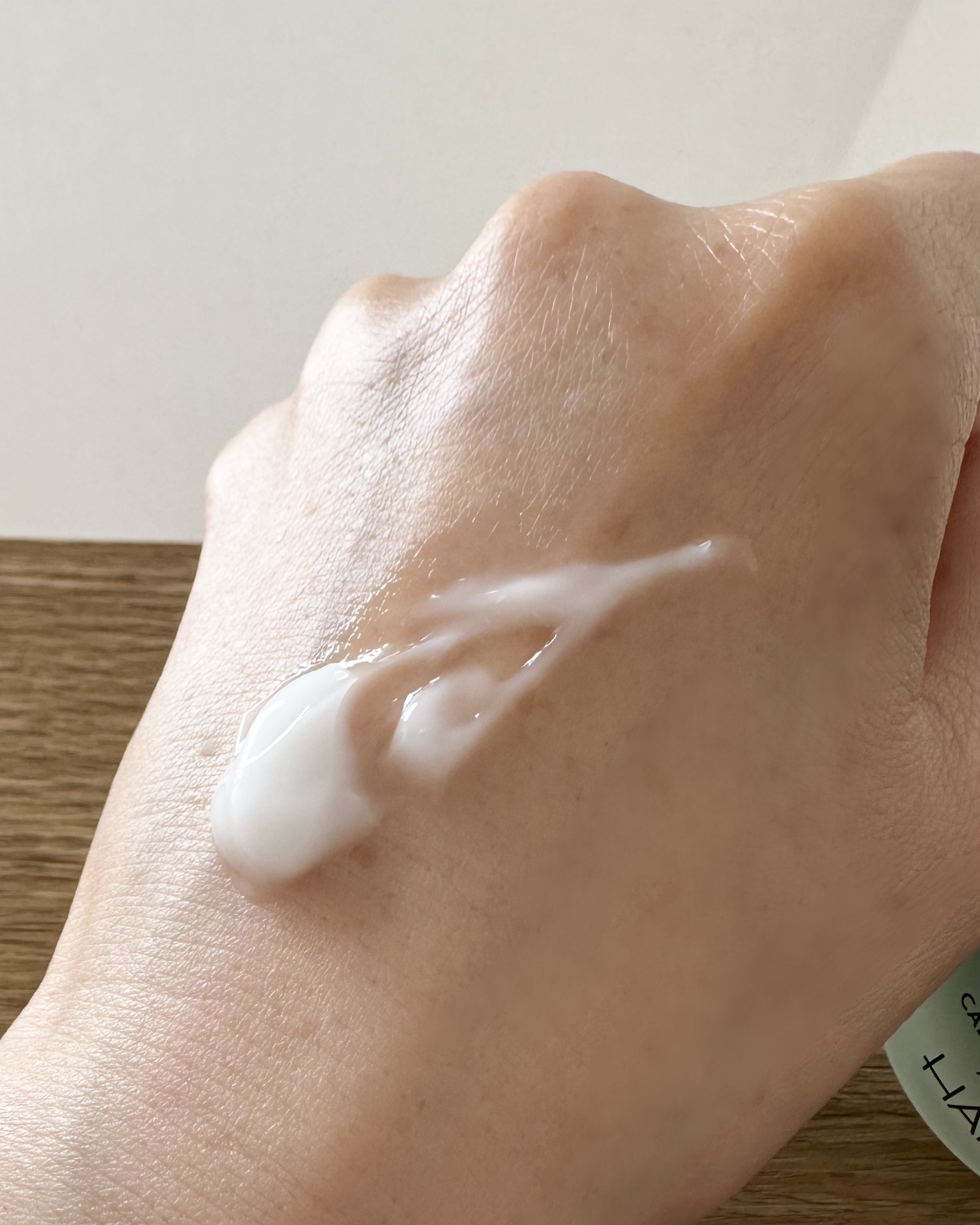 ピュアアルテミシア カーミングウォータークリーム/HANYUL(ハンユル)/フェイスクリームを使ったクチコミ（3枚目）