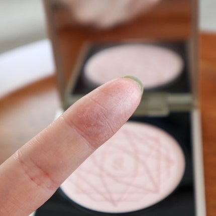 20th アニバーサリー フェイス コンパクト/SUQQU/パウダーハイライトを使ったクチコミ(2枚目)