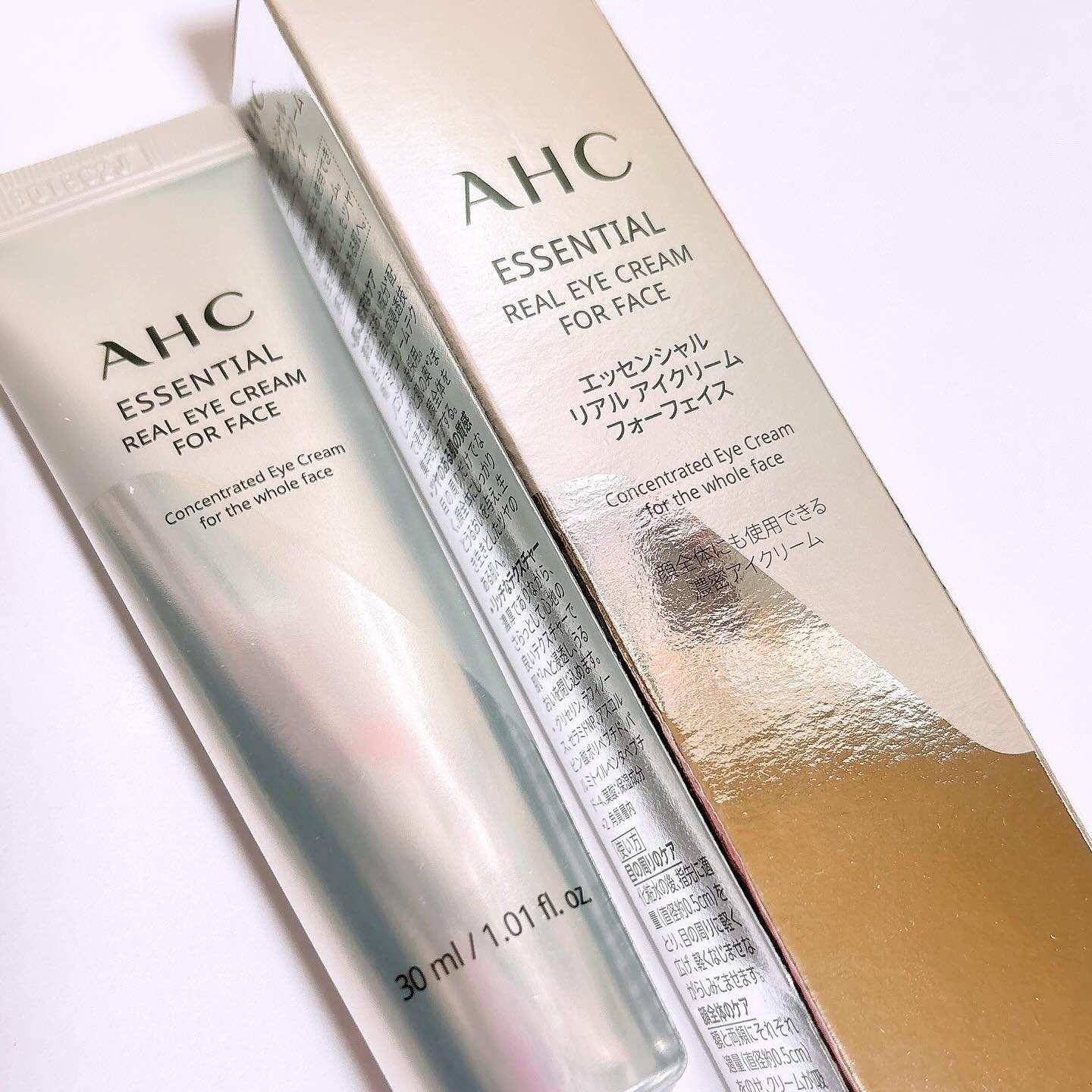 エッセンシャル リアル アイクリーム フォーフェイス/AHC/アイケア・アイクリームを使ったクチコミ（2枚目）