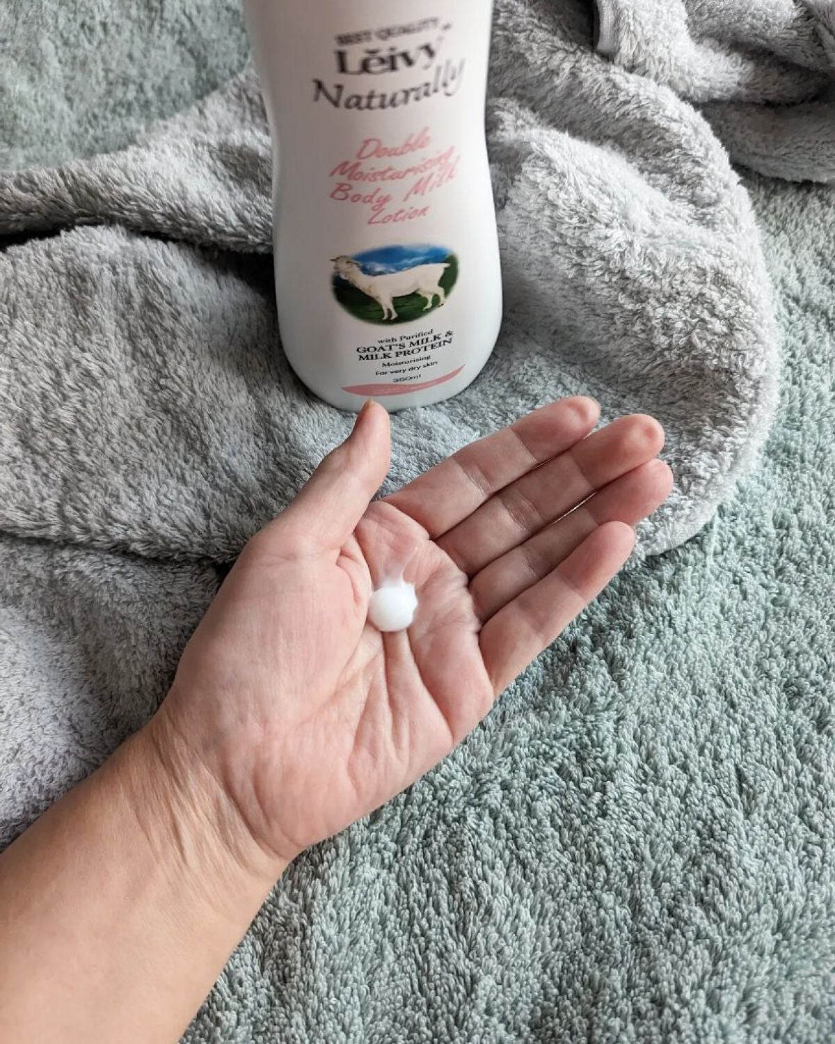 レイヴィー ボディローション ゴートミルク ポンプタイプ/Leivy/ボディローションを使ったクチコミ(2枚目)