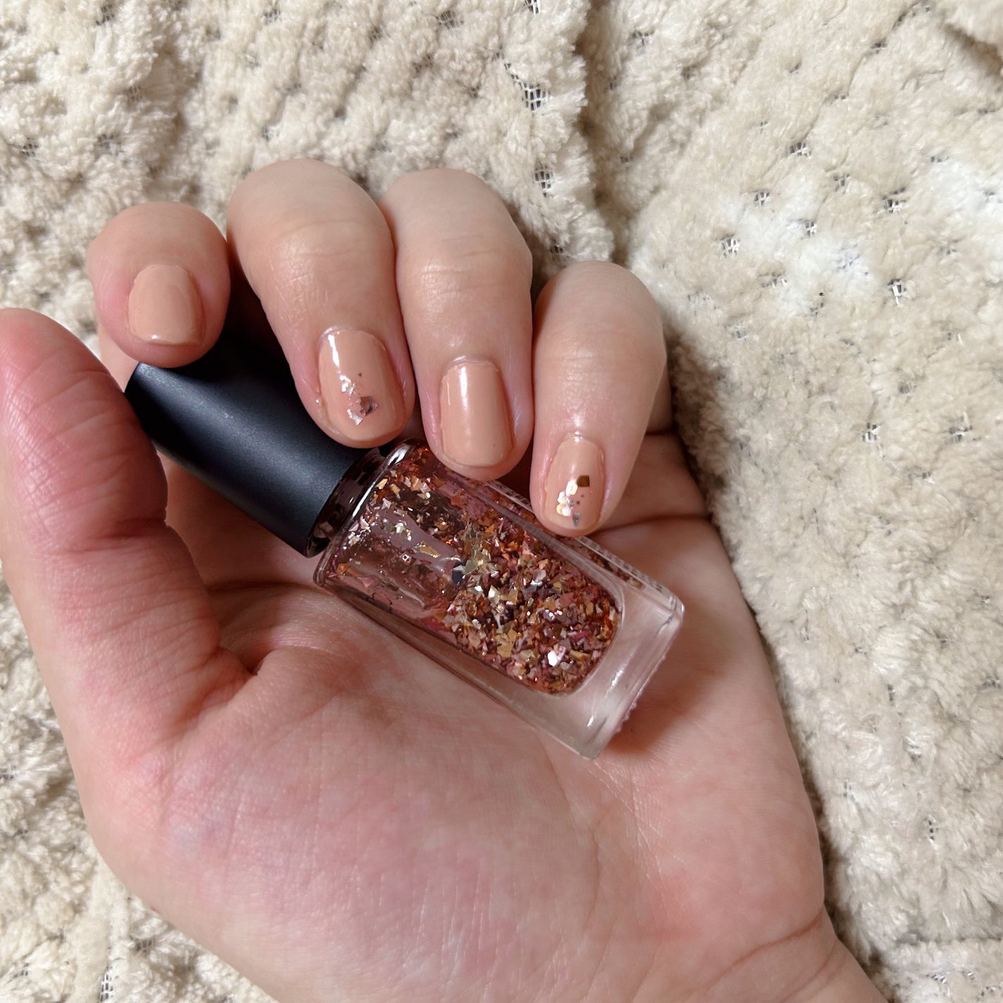 ネイルホリック パーティーフレーク/ネイルホリック/マニキュアを使ったクチコミ(1枚目)