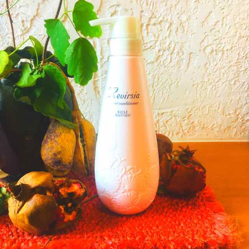 リヴァーシア モイストコンディショナーＮのクチコミ「＼ケラチンケアで指通りなめらか！／﻿
コーセー﻿
リヴァーシア モイストトリートメントシャンプ.....」（1枚目）