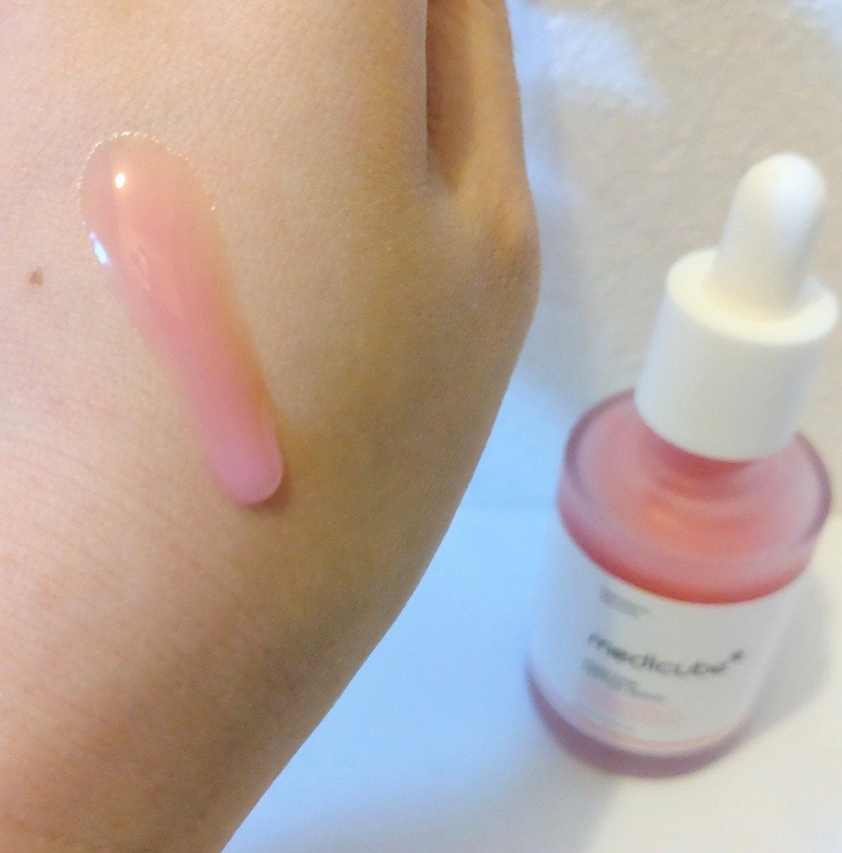 PDRNピンクアンプル PDRN 10,000ppm配合/MEDICUBE/美容液を使ったクチコミ(4枚目)