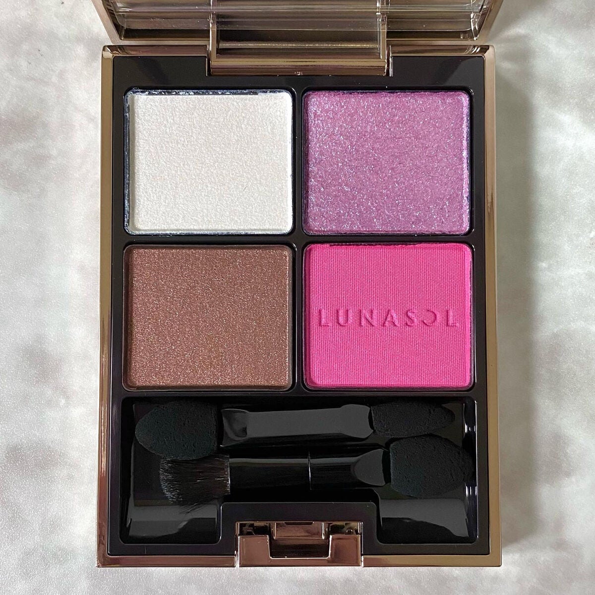 アイカラーレーション/LUNASOL/アイシャドウパレットを使ったクチコミ(2枚目)