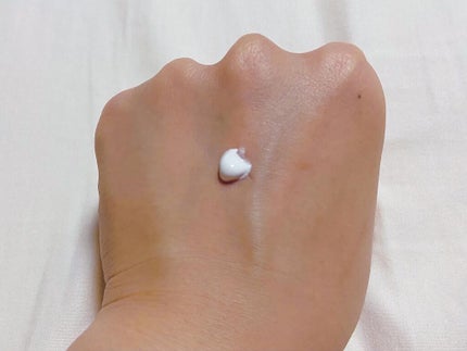 ホワイトニングドレストーンアップクリーム/COSNORI/化粧下地を使ったクチコミ(3枚目)