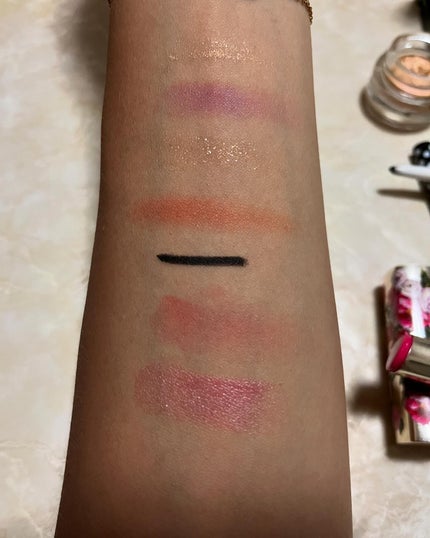 シアーリップス ハイドレーティング ティンティッドリップバーム/DOLCE&GABBANA BEAUTY/リップバームを使ったクチコミ(2枚目)