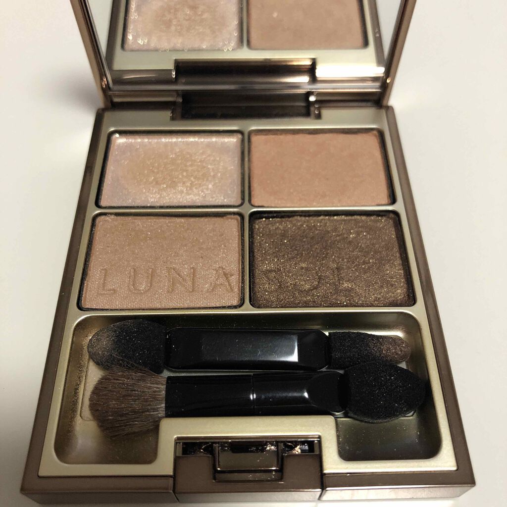 スキンモデリングアイズ/LUNASOL/アイシャドウパレットを使ったクチコミ(1枚目)
