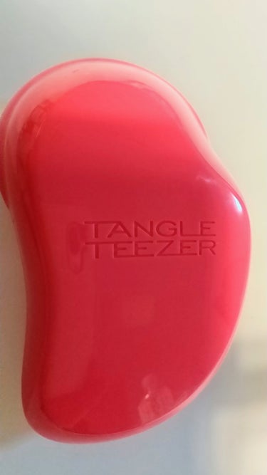 TANGLE TEEZER ザ・オリジナル ノーマルのクチコミ「TANGLE TEEZER ザ・オリジナル ノーマル ピンクフィズ

定価3000円弱らしいの.....」（2枚目）