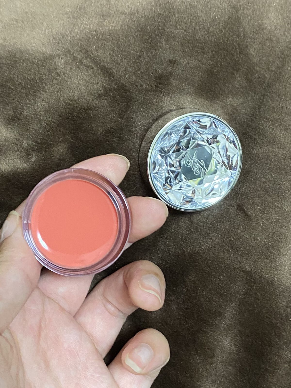 ジルスチュアート リップバーム ピーチーチュベローズ：ピーチコーラル/JILL STUART/リップバームを使ったクチコミ（2枚目）