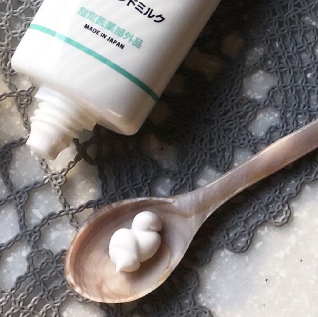 薬用ハンドミルク テトラケア/テトラケア/ハンドクリームを使ったクチコミ（2枚目）