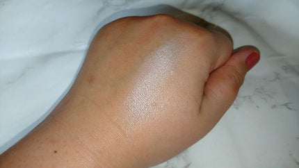 UR GLAM SELECT EYES/U R GLAM/単色アイシャドウを使ったクチコミ(3枚目)