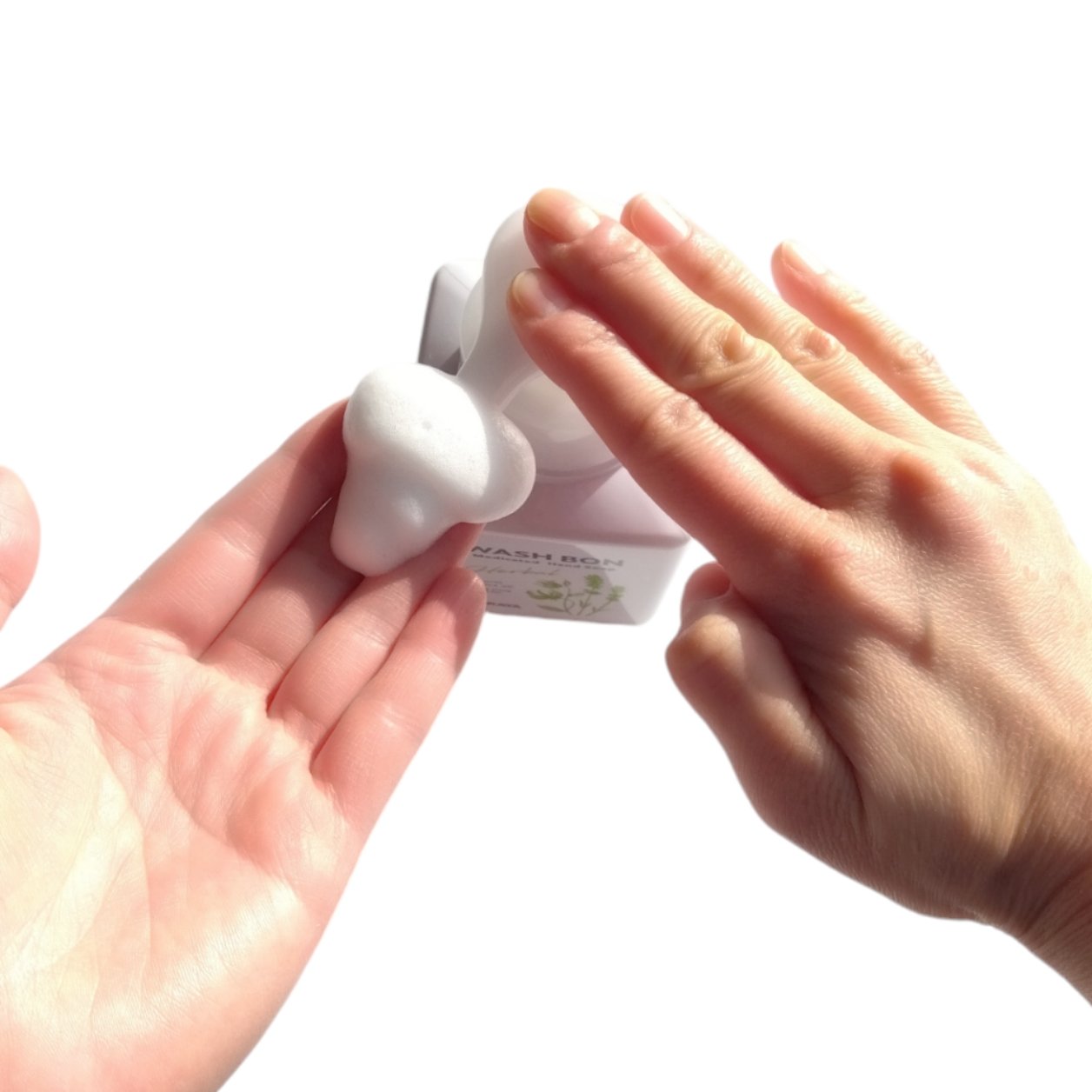 ウォシュボン ハーバル薬用ハンドソープ/サラヤ/ハンドソープを使ったクチコミ（2枚目）