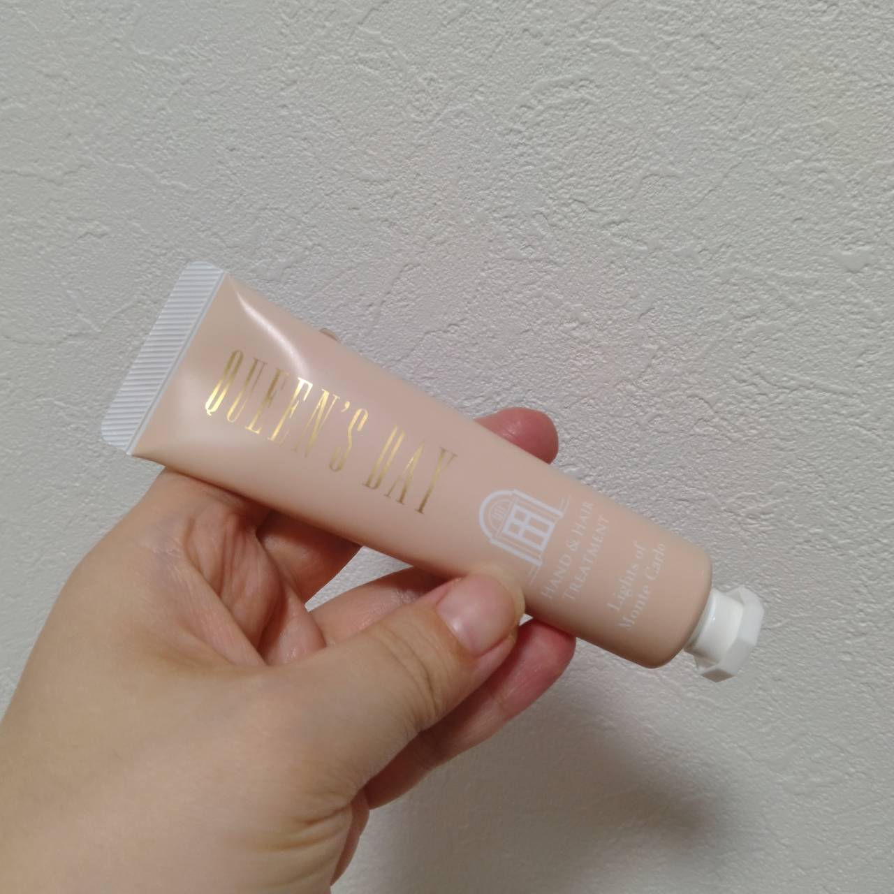 ハンド＆ヘアートリートメント/QUEEN'S DAY/ハンドクリームを使ったクチコミ（1枚目）