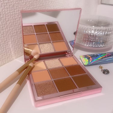 The Bella collection eyeshadow palette/CELEFIT/パウダーアイシャドウを使ったクチコミ（1枚目）