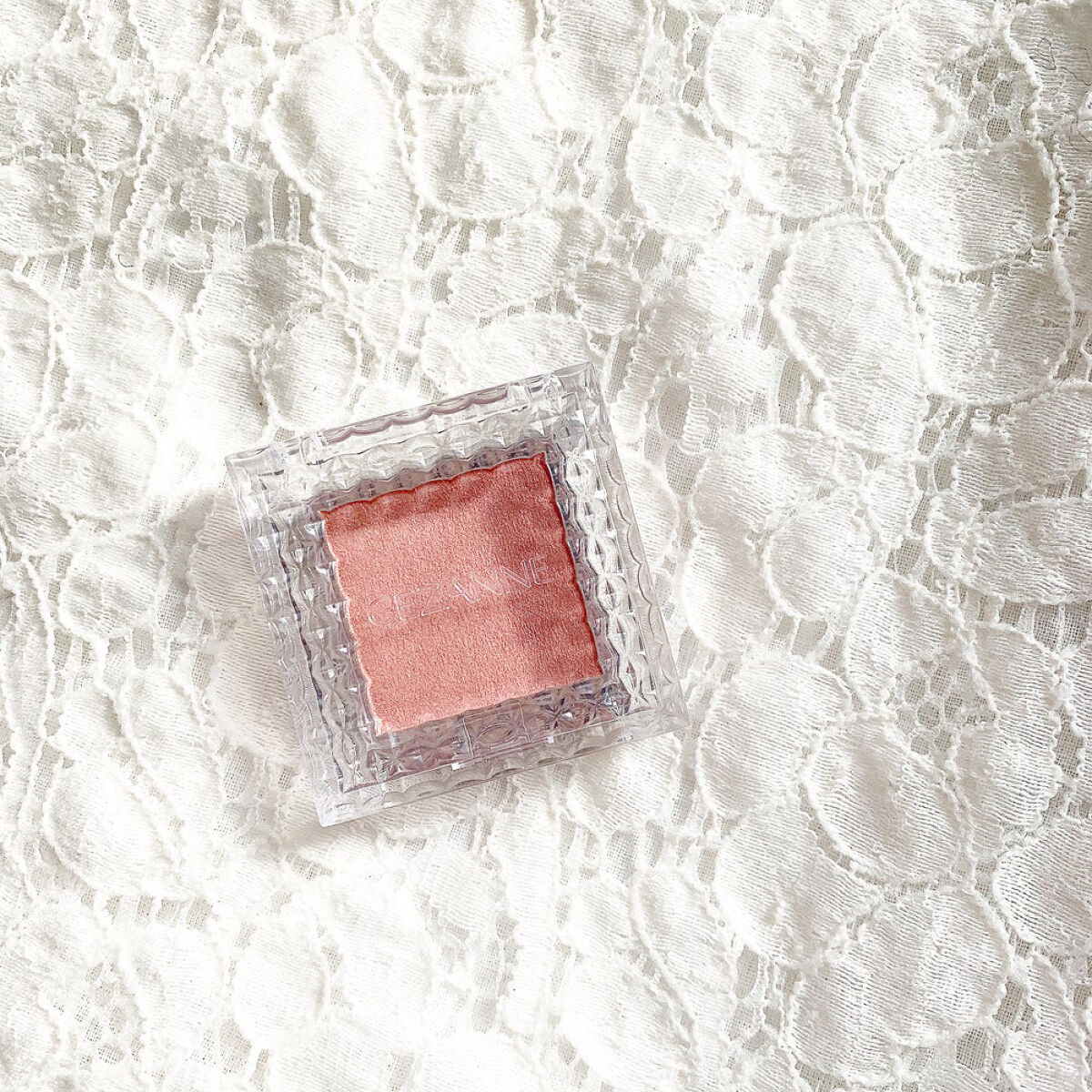 シングルカラーアイシャドウ/CEZANNE/単色アイシャドウを使ったクチコミ（1枚目）