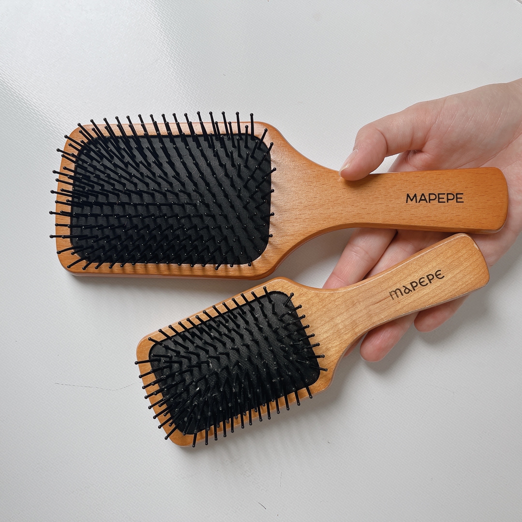 ふかふかクッションのパドルブラシ/マペペ/ヘアブラシを使ったクチコミ（3枚目）