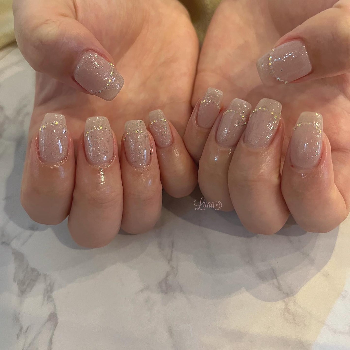 Iuna. Mizuki on LIPS 「.stonefrench✨✨#nail#nailstagram..」(2枚目)