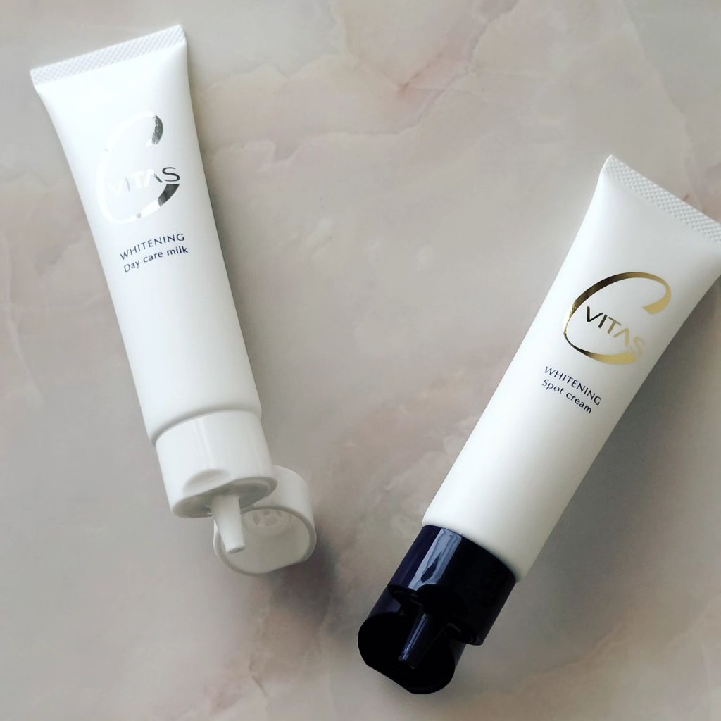 ホワイトニング デイケアミルク/CVITAS/乳液を使ったクチコミ（2枚目）