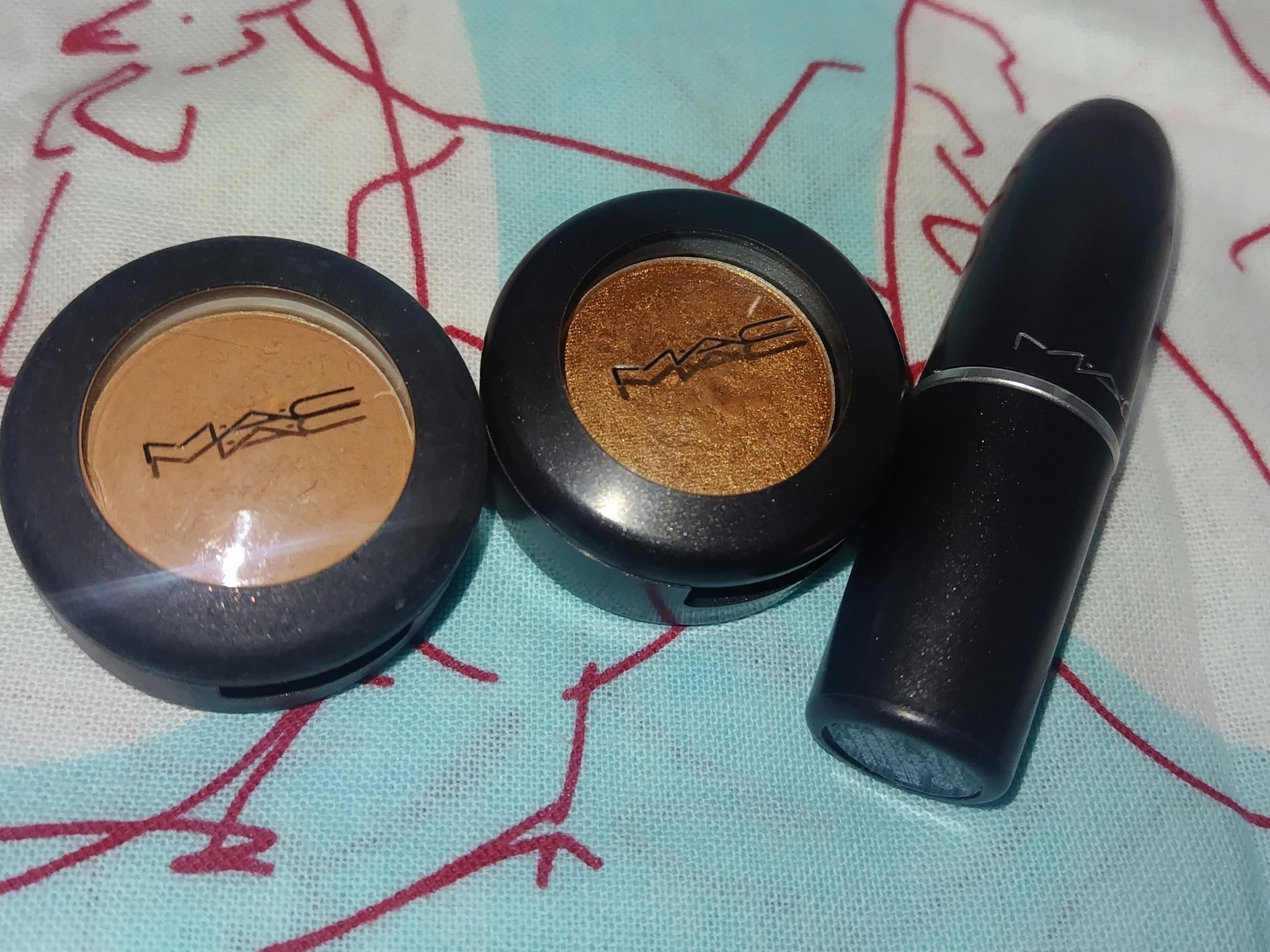 スモール アイシャドウ/M・A・C/単色アイシャドウを使ったクチコミ（1枚目）