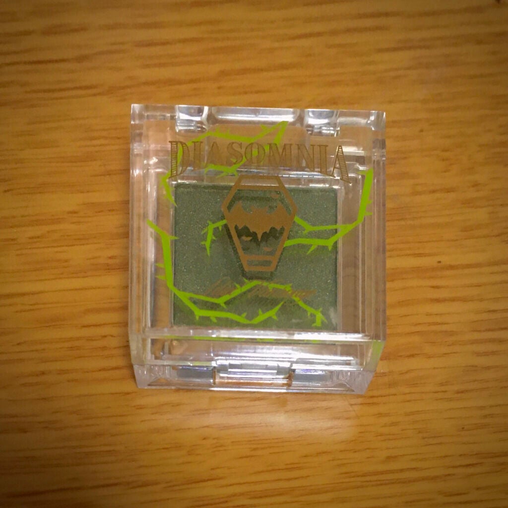 1番コフレ ディズニー ツイステッドワンダーランド/BANDAI SPIRITS/単色アイシャドウを使ったクチコミ(1枚目)