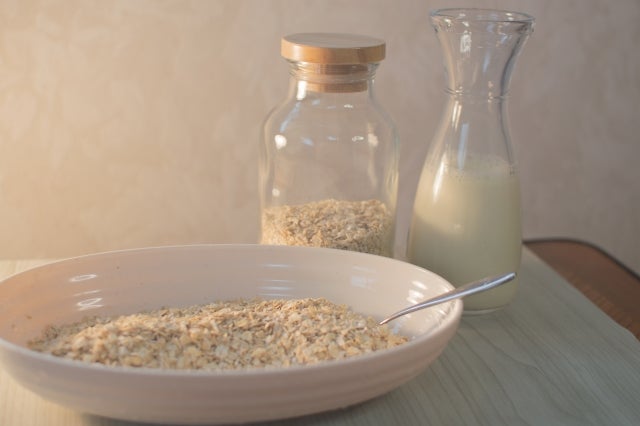 オートミールと牛乳