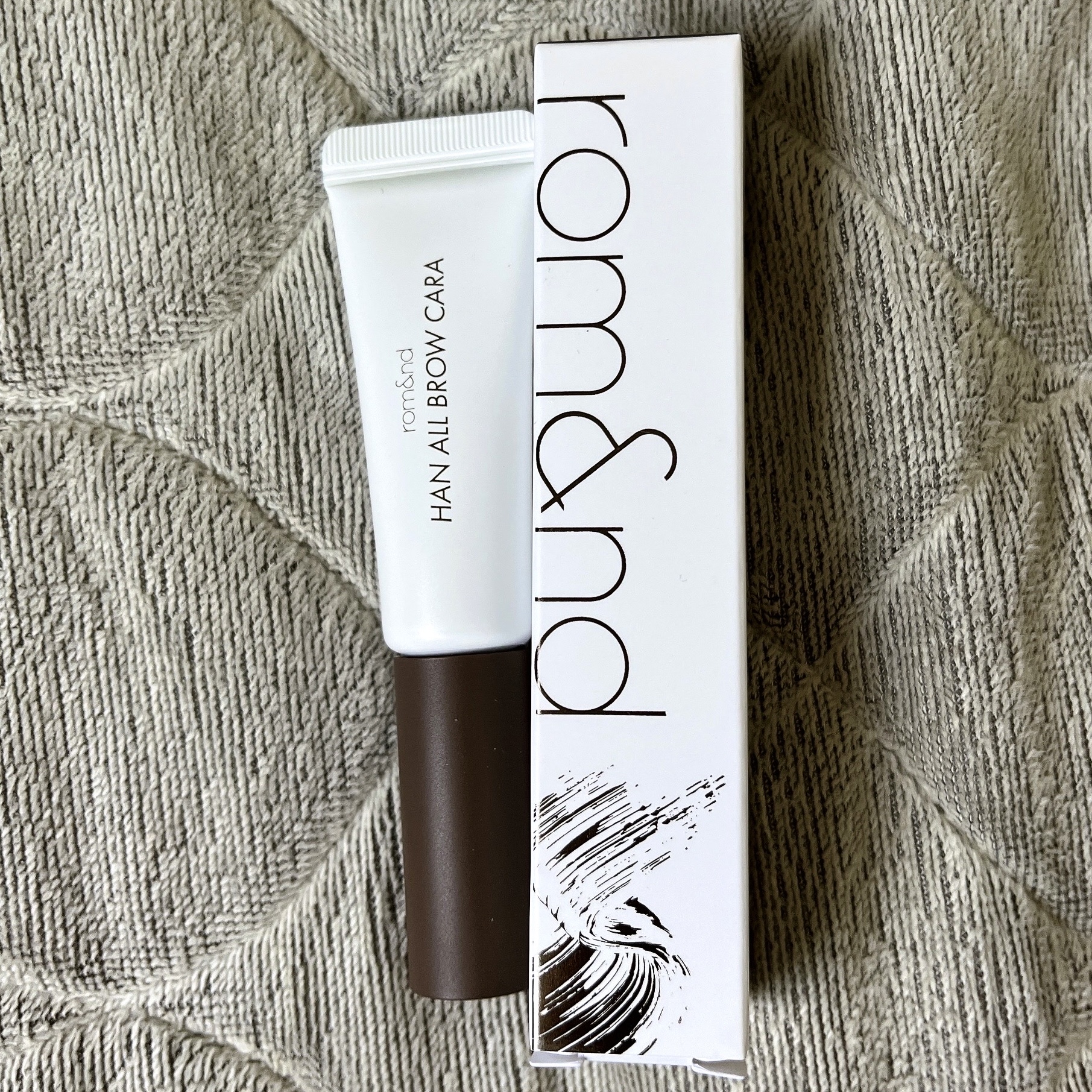 ハンオールブロウカラ/rom&nd/眉マスカラを使ったクチコミ（2枚目）