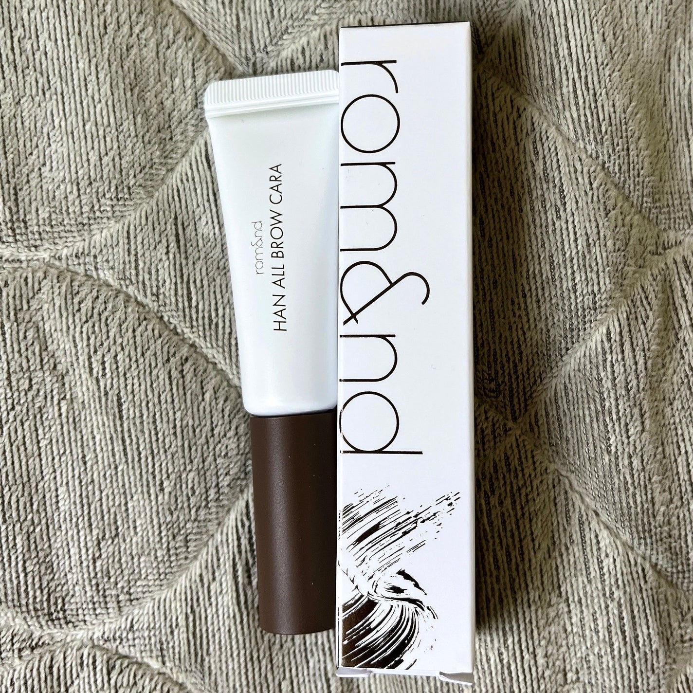ハンオールブロウカラ/rom&nd/眉マスカラを使ったクチコミ(2枚目)