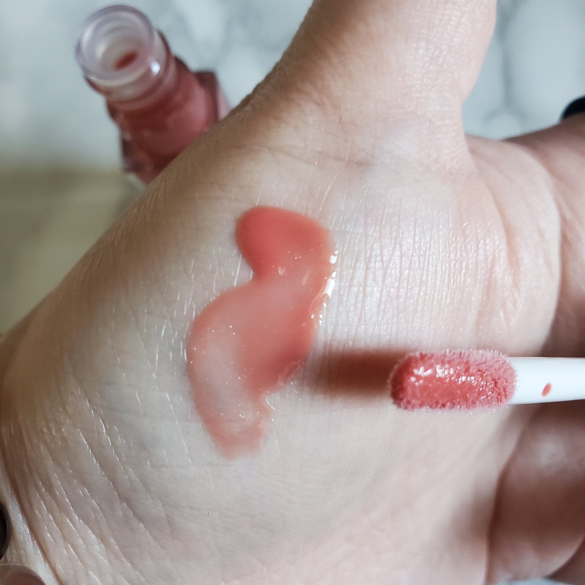 エッセンス リッププランパー/Visée/リッププランパーを使ったクチコミ（2枚目）