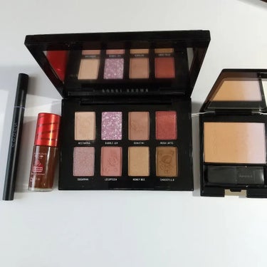 コスモ ユニバース アイシャドウ パレット/BOBBI BROWN/アイシャドウパレットを使ったクチコミ（1枚目）