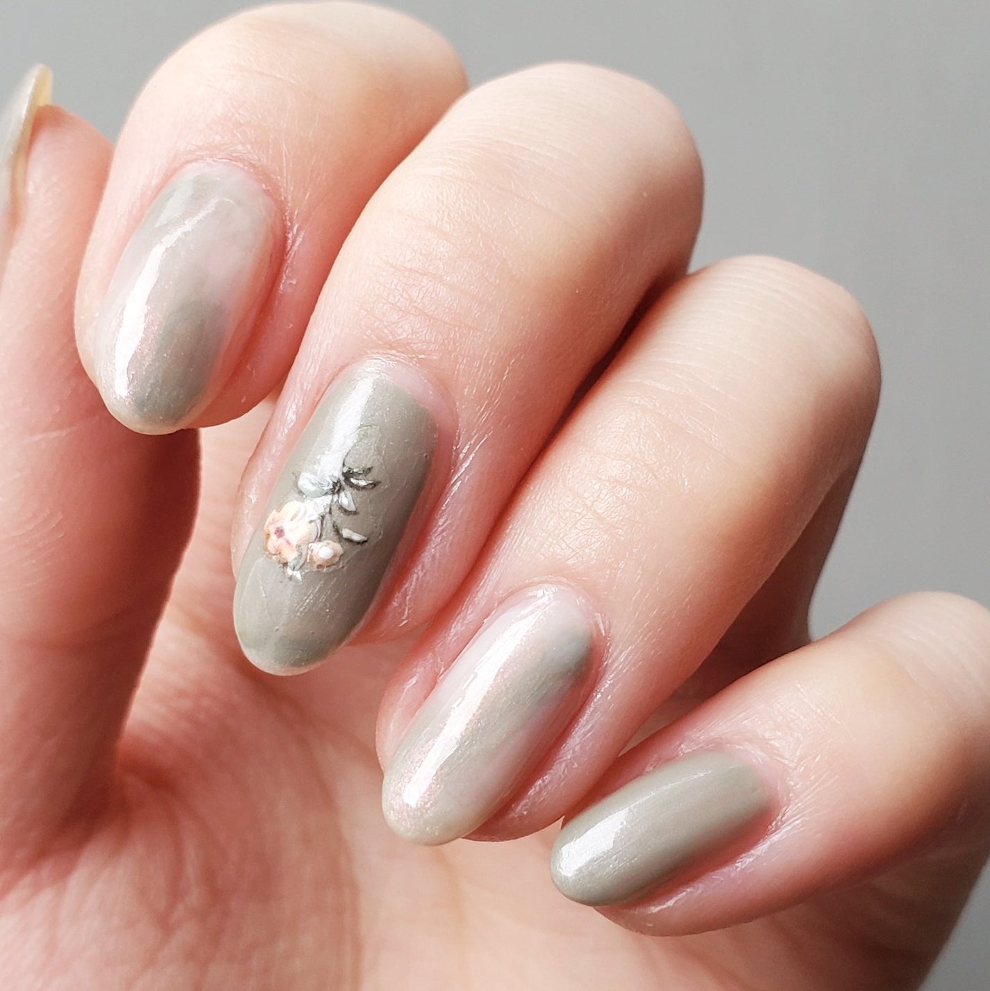 カラフルネイルズ/キャンメイク/マニキュアを使ったクチコミ(4枚目)