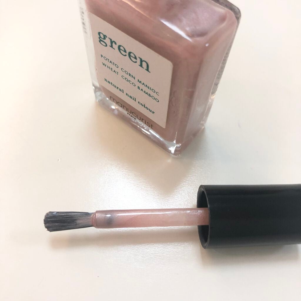 グリーン ナチュラルネイルカラー/manucurist/マニキュアを使ったクチコミ(4枚目)