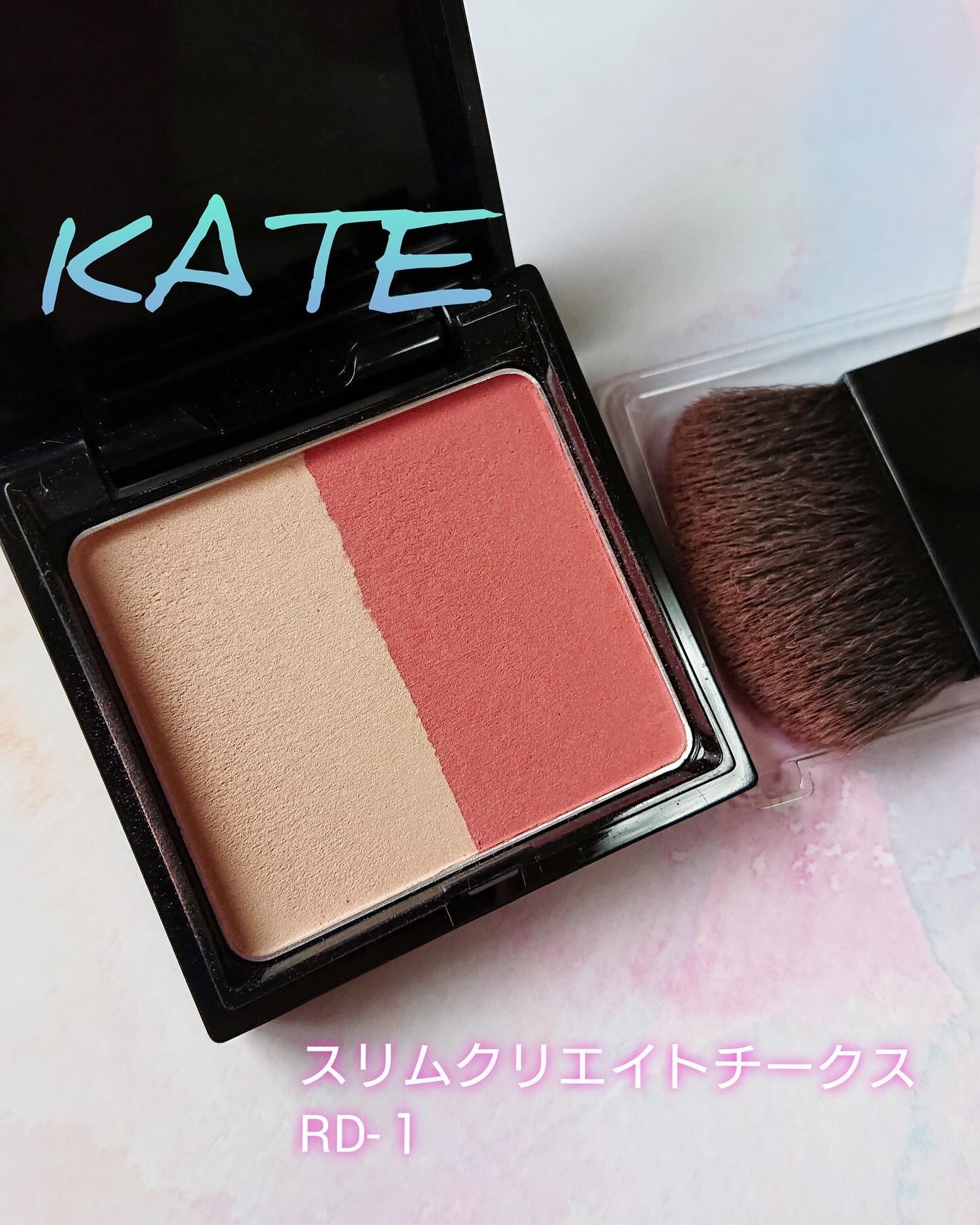 KATE スリムクリエイトチークスのクチコミ「KATEのスリムクリエイトチークを紹介します

*──────────*

■ 商品の特徴
チ.....」（1枚目）