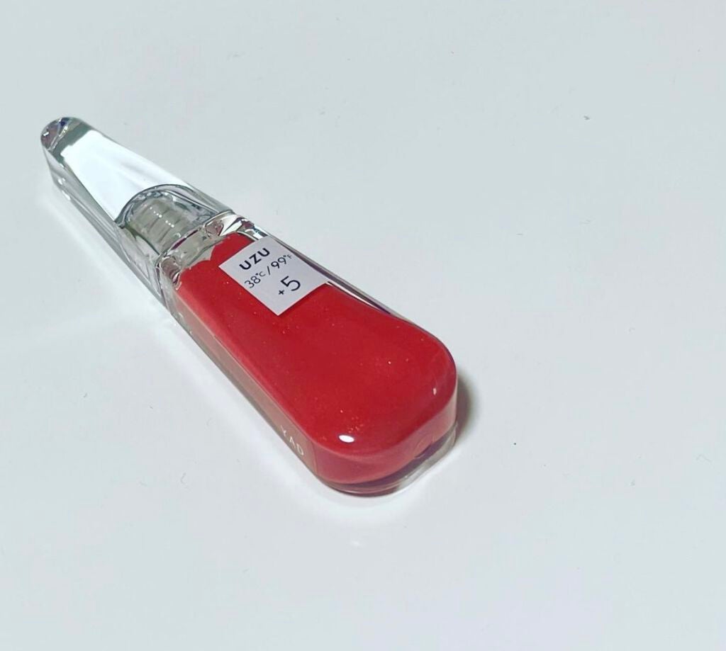 38°C / 99°F リップトリートメント (リップ美容液)/UZU BY FLOWFUSHI/リップケアを使ったクチコミ(1枚目)