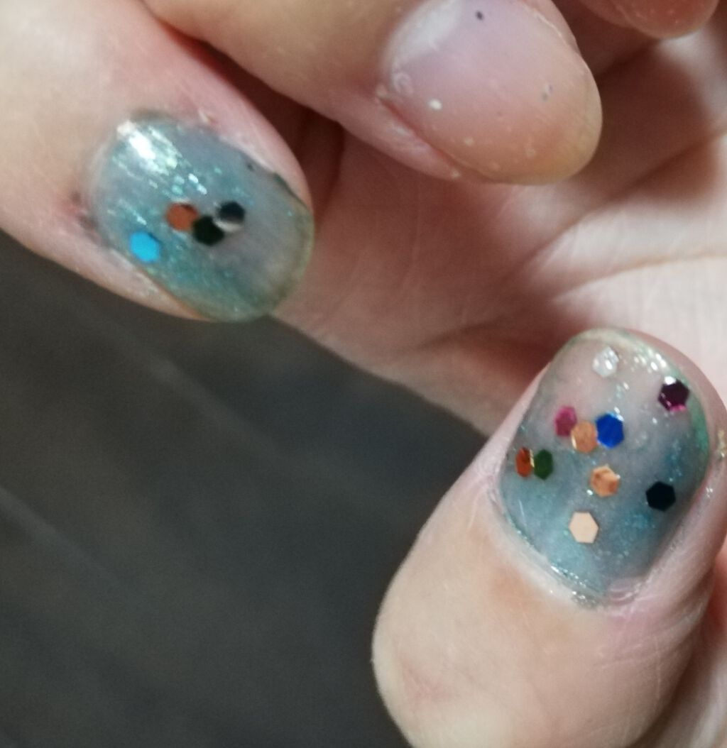 ウィンマックス ネイルスパークス/DAISO/マニキュアを使ったクチコミ(2枚目)