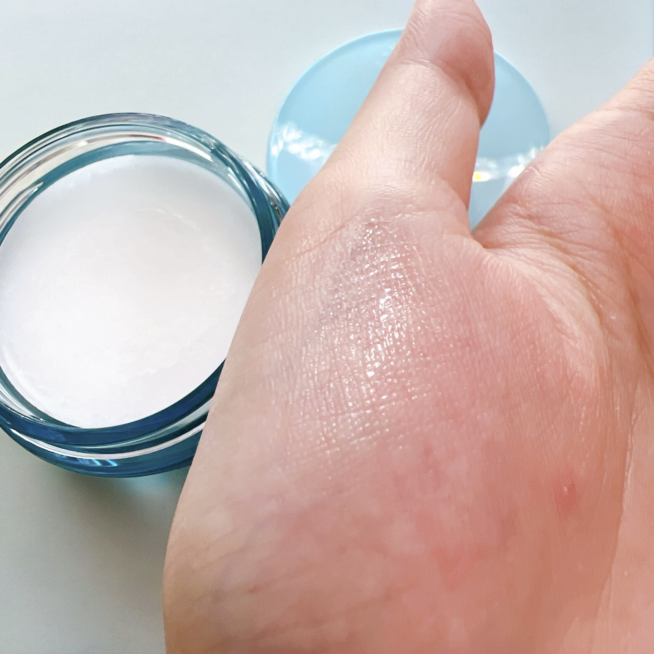 オーシャントリコ ヘアスタイリング バーム ライトブルー/OCEAN TRICO/ヘアバームを使ったクチコミ（3枚目）