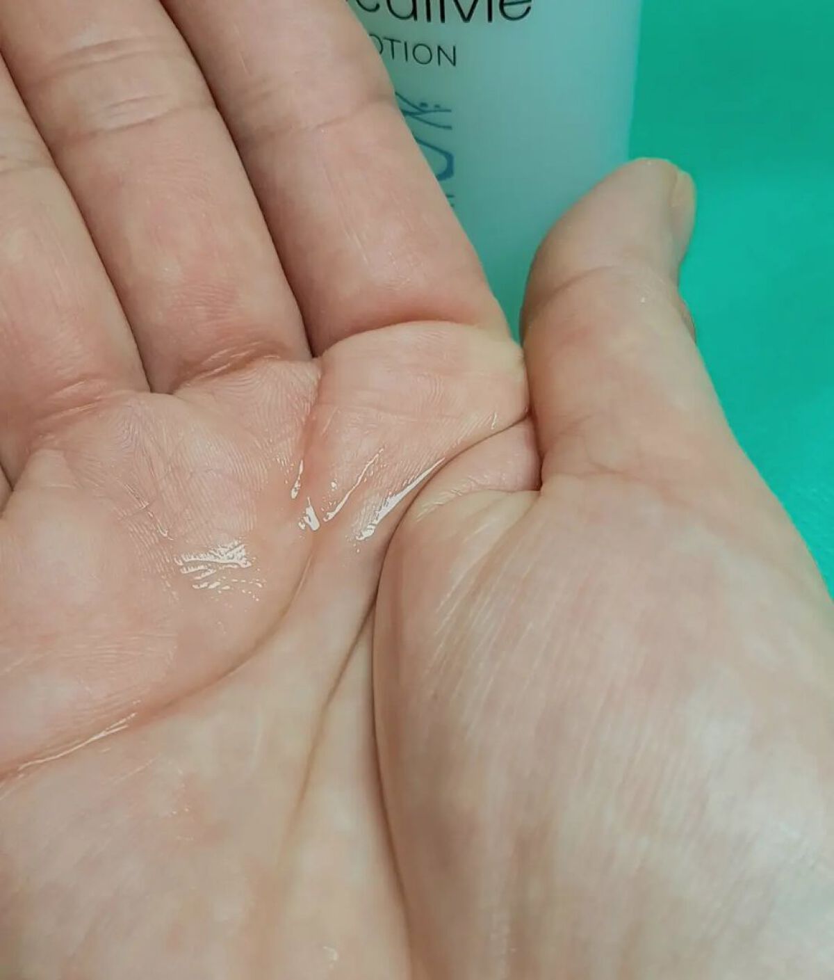 アカルミー化粧水/ワイズ/化粧水を使ったクチコミ(4枚目)