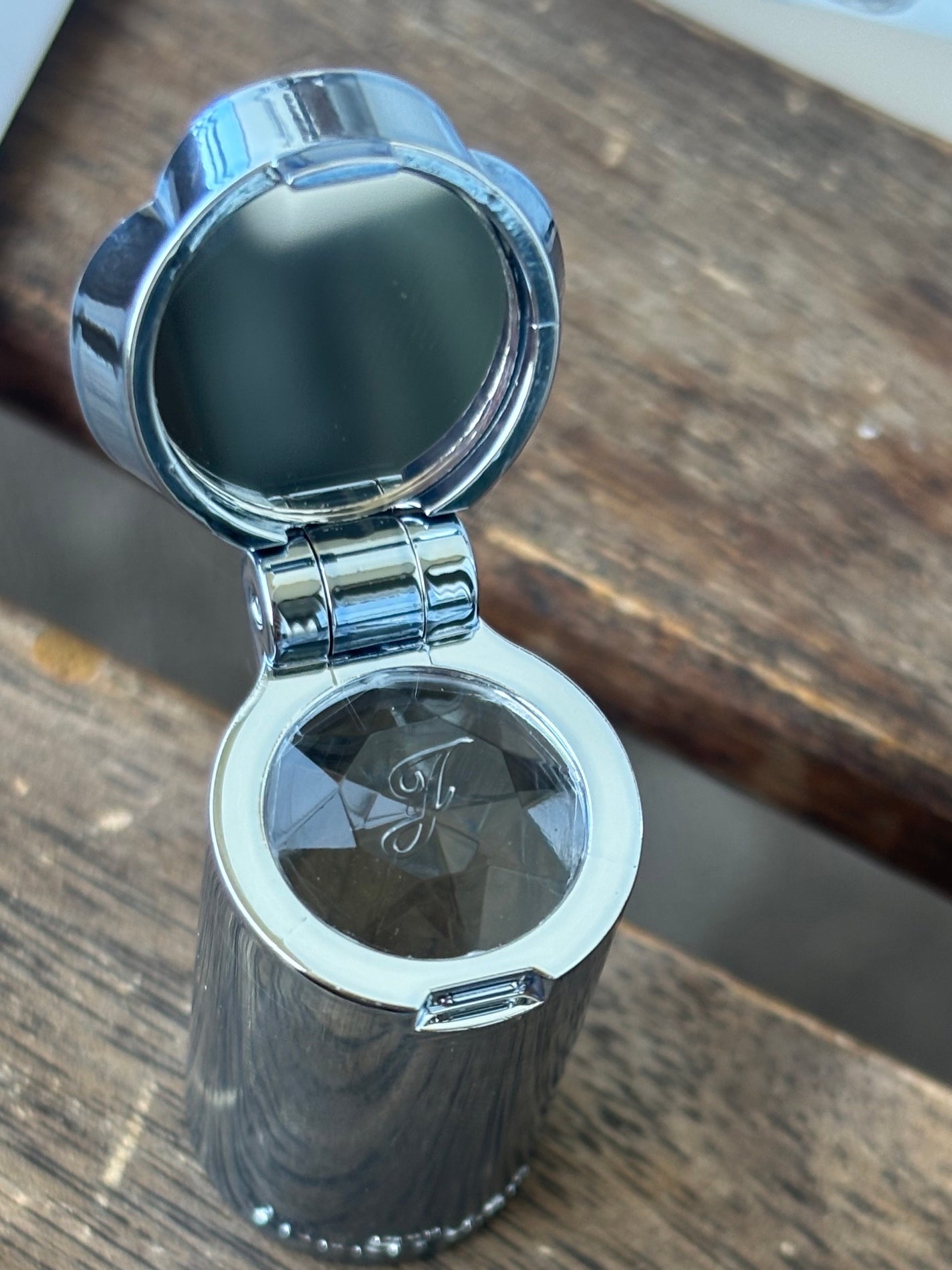 サムシングピュアブルー セント マイリップス/JILL STUART/口紅を使ったクチコミ(3枚目)