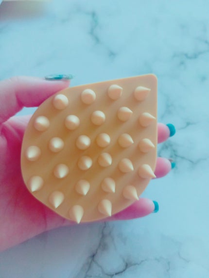 リラクシングマッサージブラシ/エトヴォス/スカルプブラシを使ったクチコミ(2枚目)