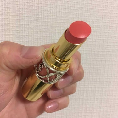 
#イブサンローラン #YSL のリップといえばこれ！ではないでしょうか💄

定番の、#ルージュヴォリュプテシャイン #15 #コライユインテュイティブ のリップです💋🌹

こちらのお色味は、YSLのス